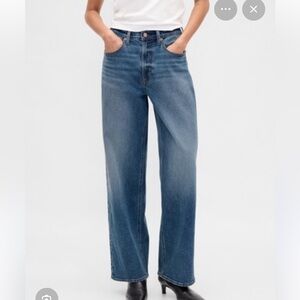 GAP High-Rise Wide Leg Jeans - Medium Blue